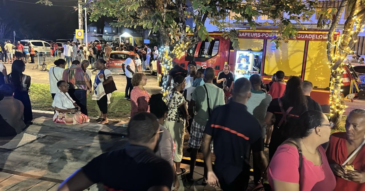 geotechwar's tweet photo. Sainte-Anne, Guadeloupe Update: Driver arrested for plowing into Christmas crowd at Schoelcher Square on Dec 5, injuring ~19 incl children; 3 serious. #car_crash
Now confirmed under alcohol & drugs influence—not medical issue. Probe ongoing, victims treated. https://t.co/6Uy4hF9xA2