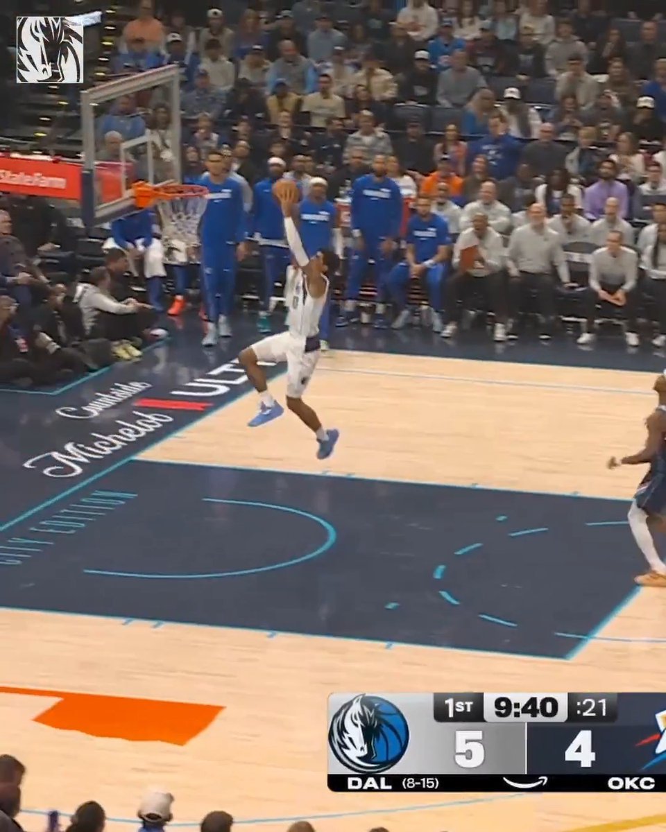 Max takin' it all the way 🤧
📺: @NBAonPrime