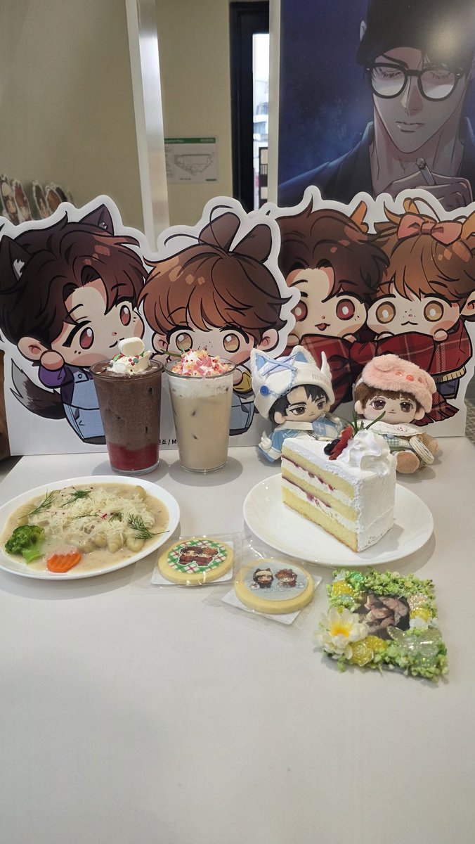 뇨끼 맛있넹 ㅎㅎㅎㅎ
뜨거울때 먹어야 함 
#미필고 #우주토깽 #긴죠 #모펀 #콜라보카페 #모펀미필고후기