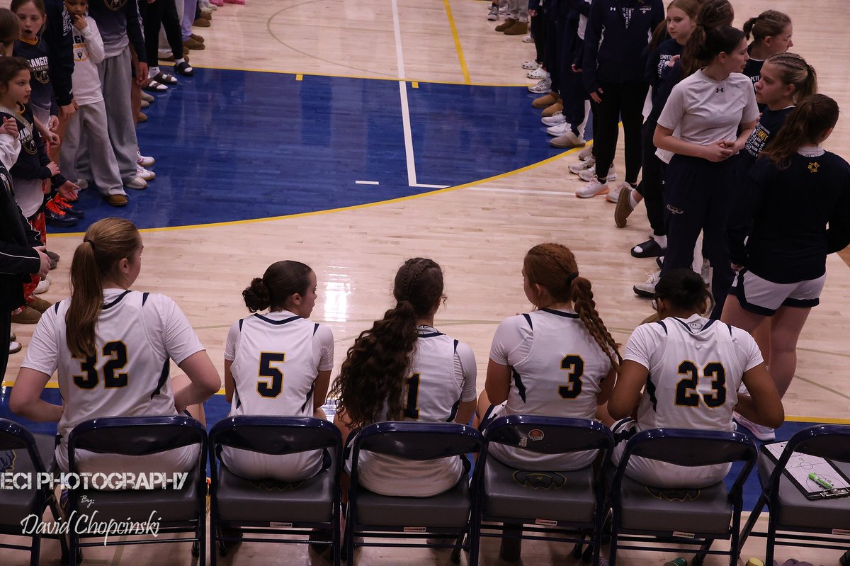 eci_photography's tweet image. It was a team effort to stay undefeated tonight.  As the Ranger Ladies beat Midview, in this close game. More images tomorow.

@NRHSGirlsBball 
@NR_Rangers 
@NRHSRangers