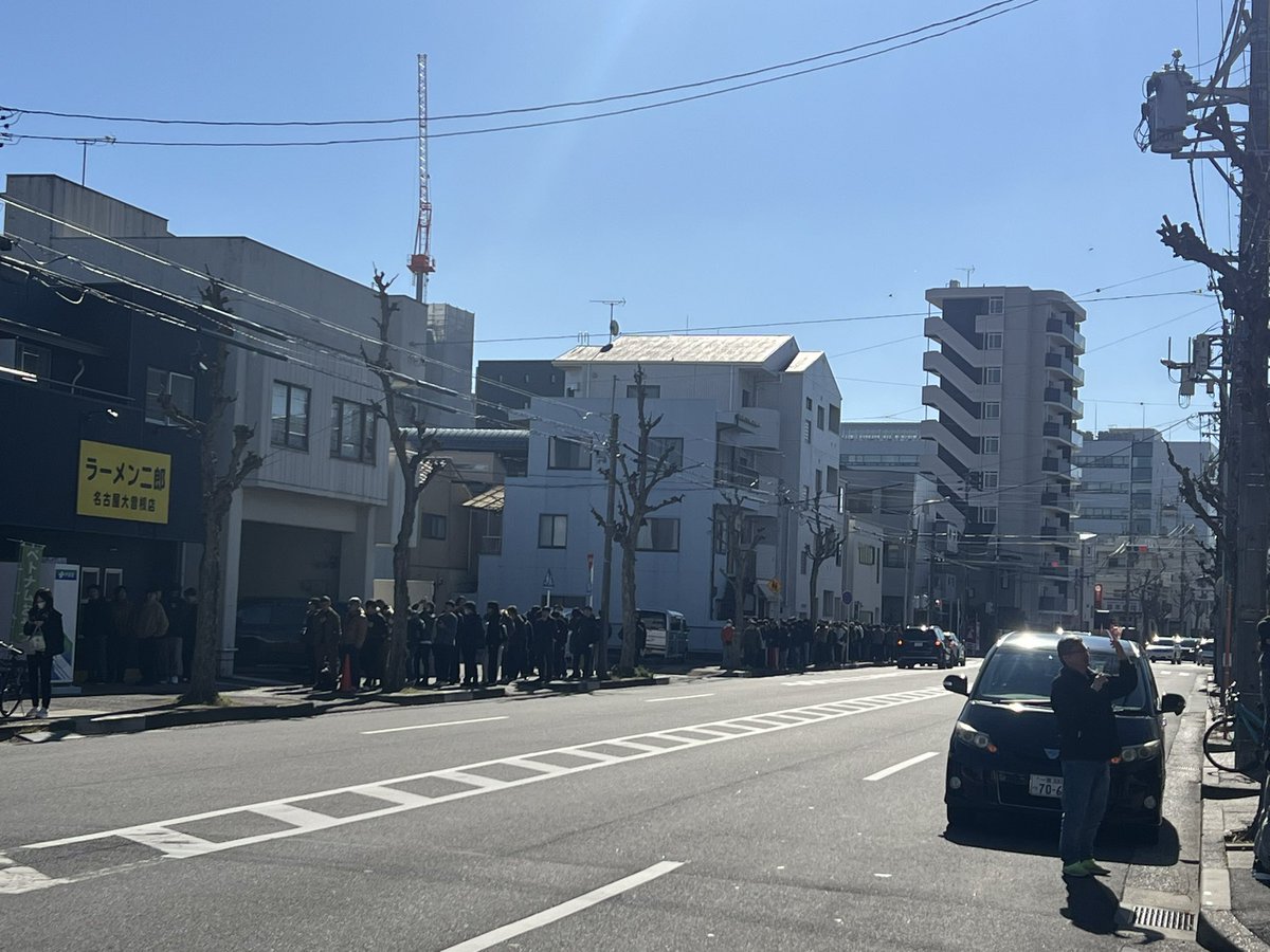 PAR4D153's tweet photo. 大曽根のラーメン二郎

やべーな。 https://t.co/zHh2cTLLTu