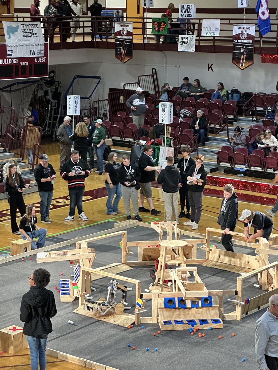 sc_robotics's tweet image. Day one at South’s BEST was a success! 🤖🙌
Field practice, judging sessions, and getting settled in. Tomorrow is the big competition and spirit day… can’t wait to bring it! ❤️🖤

#SouthsBEST #SCRobotics #GoCreek