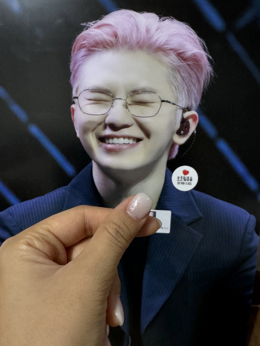 diamond._days tweet media