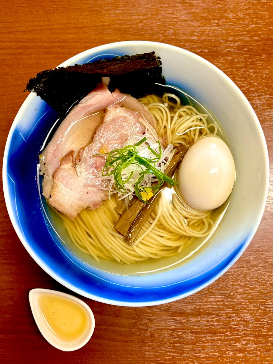 romeo_iocifalla's tweet image. 塩らーめん 千茶屋@太田市
アゴ節塩らーめん Tp味玉
🌟極上の一杯💯