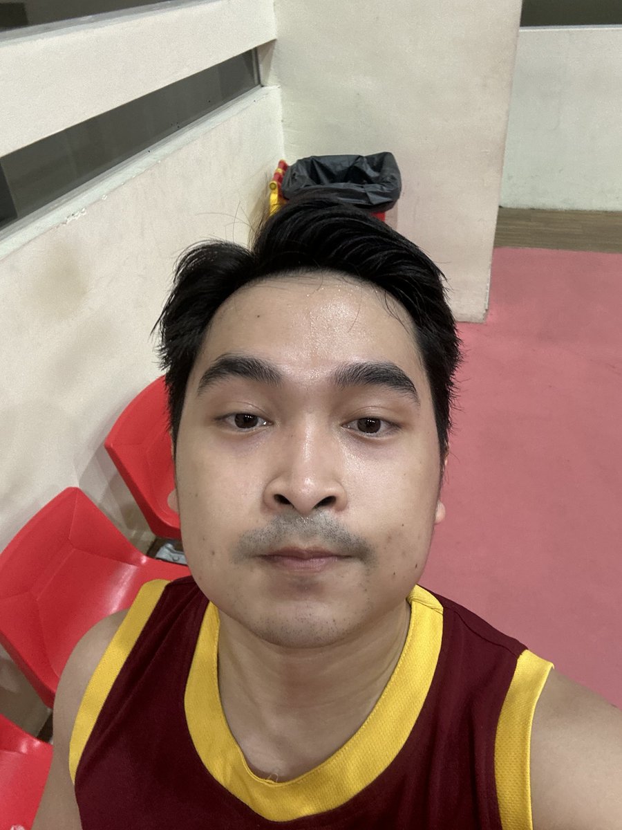 2 characters; choose ur fighter broo