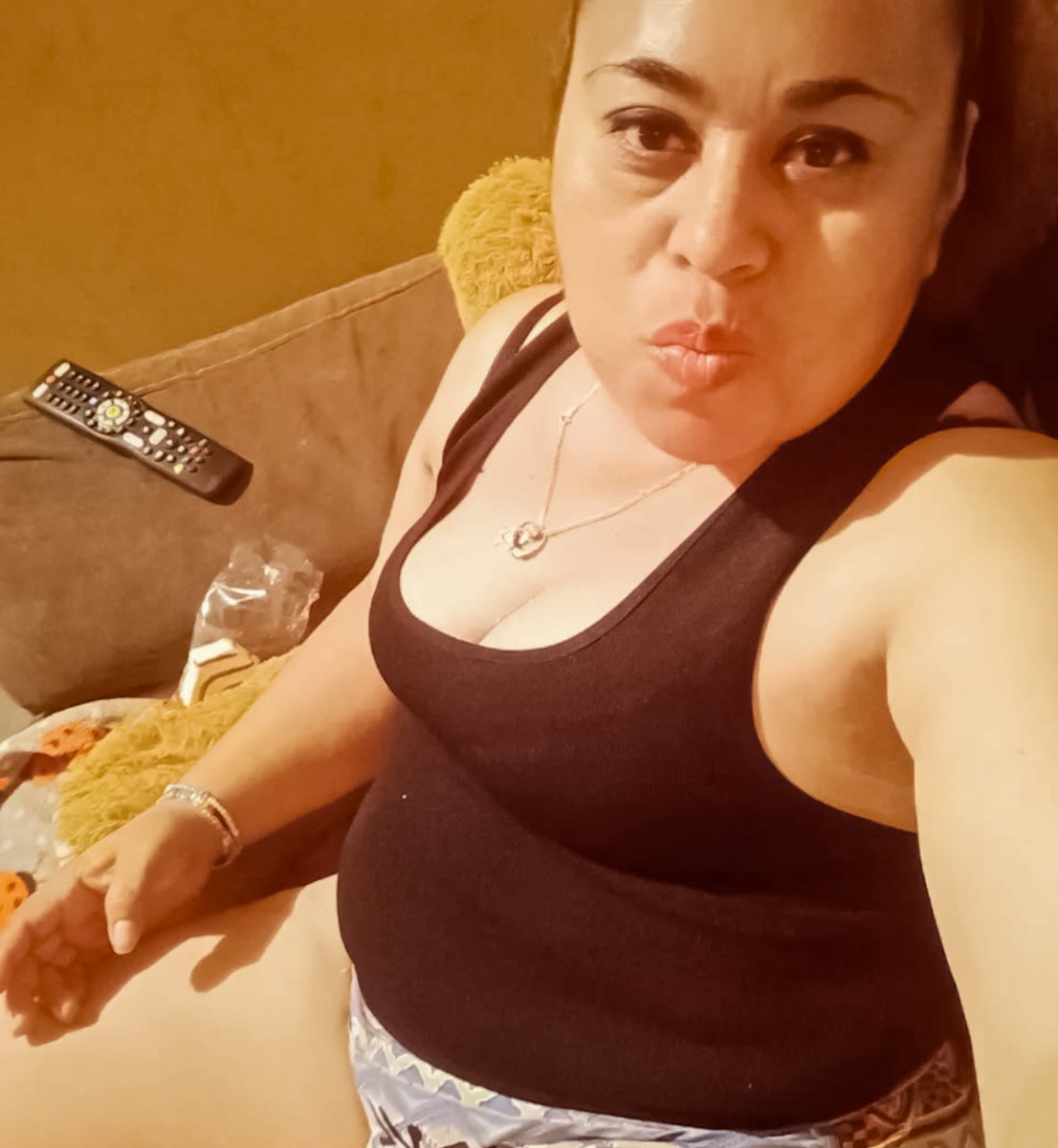 Ya en casita, quien viene a ver Netflix conmigo ♥️