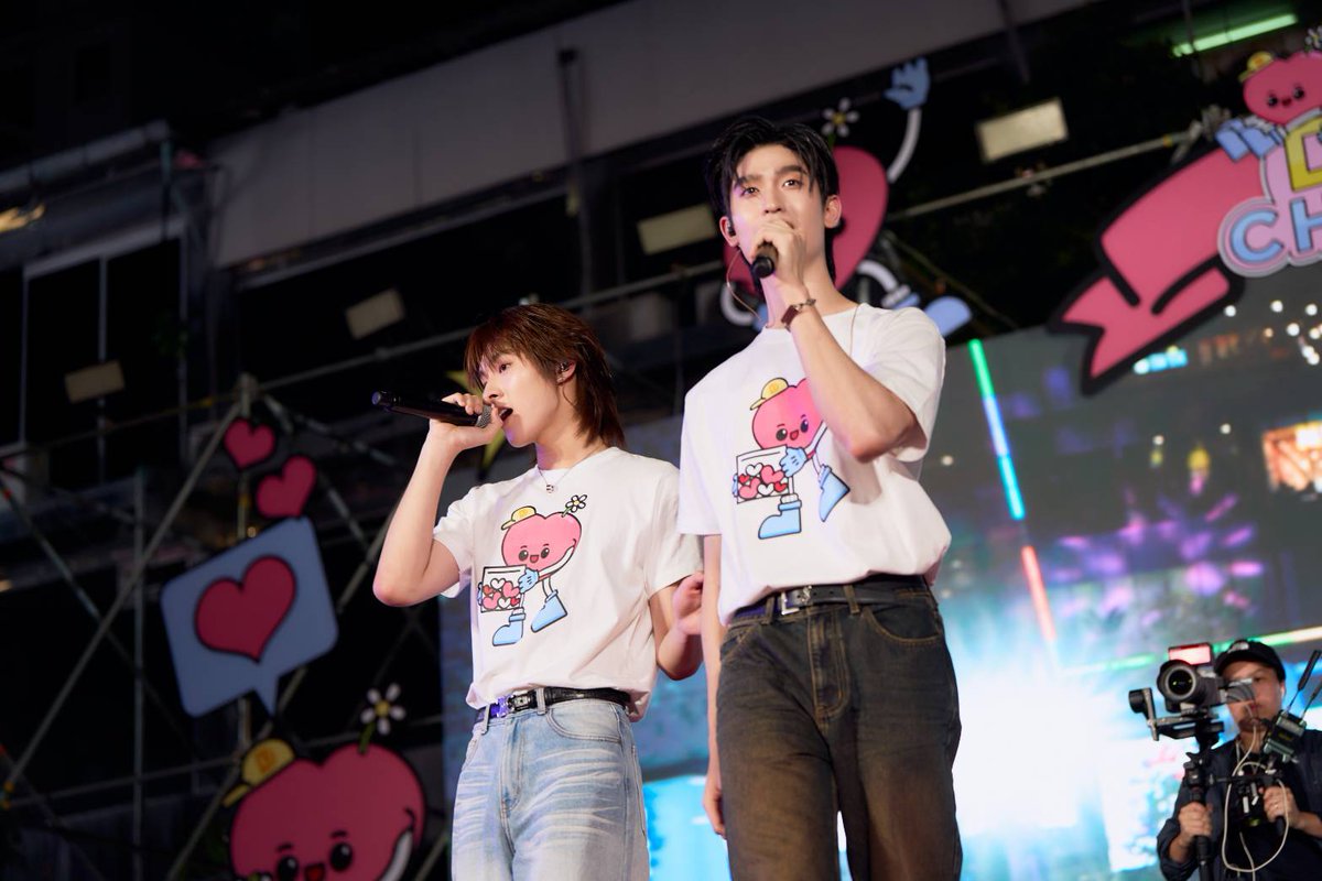 DomundiTV's tweet photo. ✨ DMD CHARITY 2025 : HEAL WITH LOVE 💌

ประมวลภาพความสนุก และความอบอุ่นภายในงาน 🤍

DMD HEAL WITH LOVE
#DMDCHARITY2025 https://t.co/8w607D9JEj