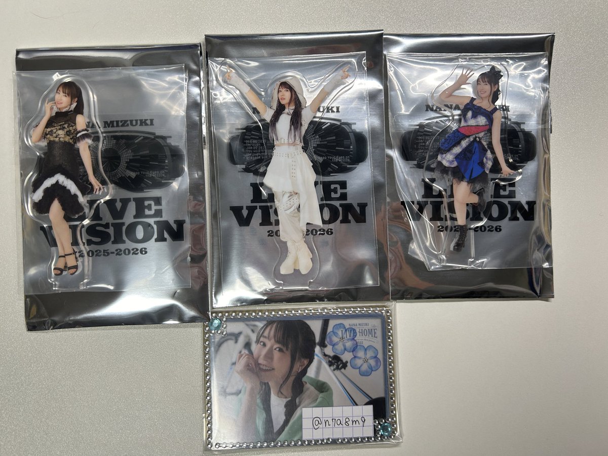 交換】NANA MIZUKI LIVE VISION 水樹奈々 アクリルスタンド 譲→画像の