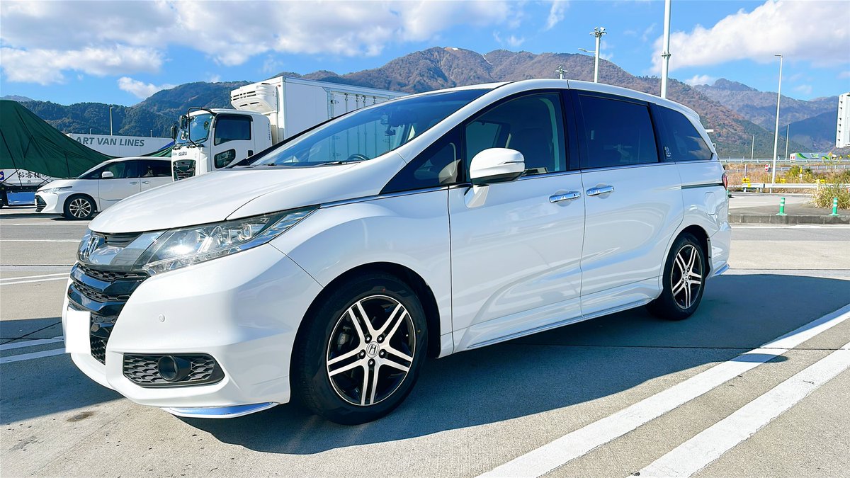 nijimasu_m_buga's tweet photo. 車買い換えました(5年ぶり2台目) https://t.co/AYdpsrXJiJ