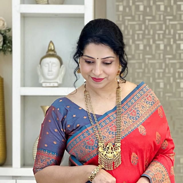 UrbanKingX89's tweet image. “तेरी हंसी में जादू छुपा है,
जो मेरे दिल को हर बार जीत लेता है,
तू बोल दे तो हर ख्वाहिश पूरी लगे,
तू मेरे हर ख्वाब का सबसे हसीन हिस्सा है।”
#LoveVibes #HeartToHeart

@Megmaya02 @Sharanyasin