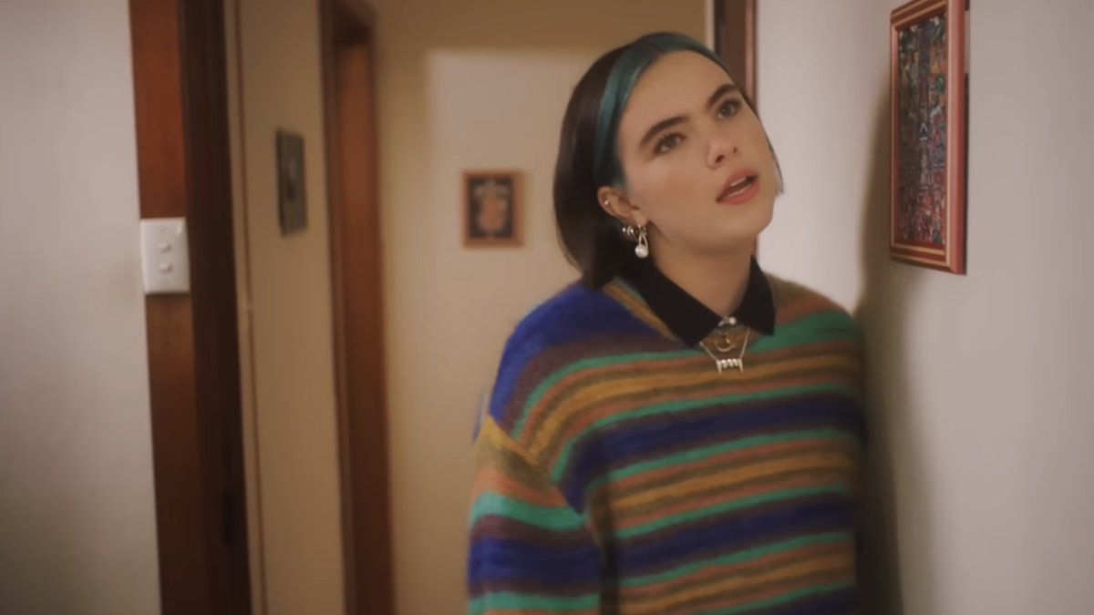 PopBase's tweet image. 6 years ago today, BENEE released ‘Supalonely’ as a single.