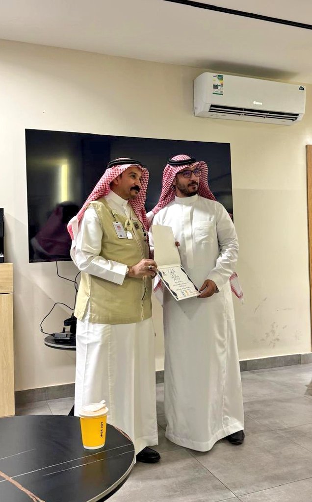 سعيد بتقديم دورة تدريبية بدعوة كريمة من نادي مكيون الثقافي بمكة المكرمة بعنوان: 

إقتصاد التجربة في السياحة: من الخدمة إلى الإلهام 

والتي تناولت في محتواها المحاور التالية:
• فهمة إقتصاد التجربة وتطورة.
• بناء وتقييم التجربة السياحية.
• استراتيجيات لتحويل الخدمة لتجربة ملهمه.