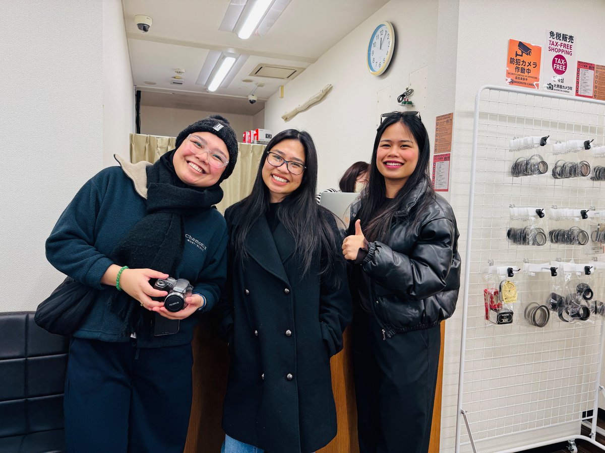 dkcamera2027's tweet photo. Thank you for purchasing three compact digital cameras!
We really appreciate it. 📸🙏
#CompactCamera #DigitalCamera #CameraShop #UsedCamera
#FilmCameraCommunity #CameraCollectors #Shinjuku #TokyoCamera
#PhotographyGear #CameraStore https://t.co/CGBprSLnqj
