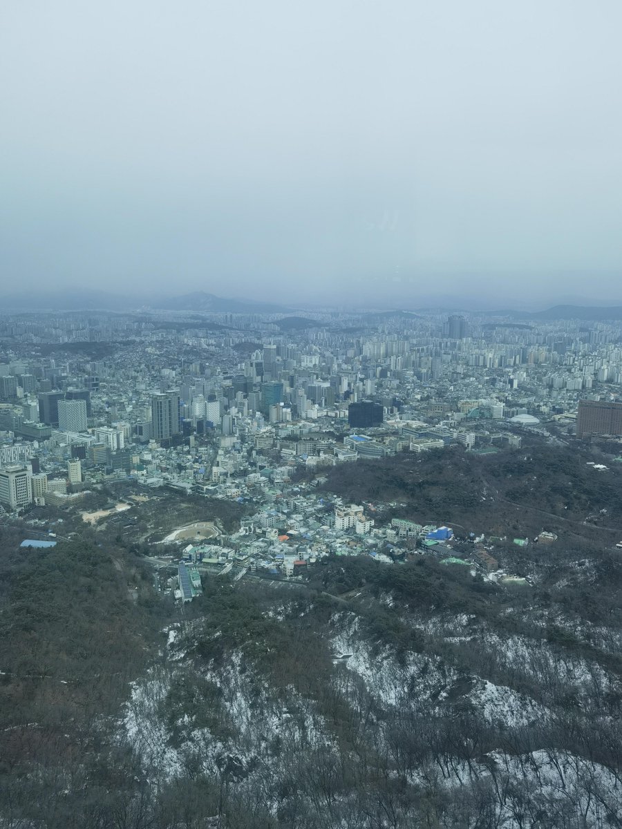ChoiJi_a's tweet photo. It's okay, even though the weather is gloomy, the food is delicious #NamsanTower #남산타워 #Seoul #서울 #Food #음식 #DailySharing #일상공유 #Photography #사진 https://t.co/eA7H3vZ0rS