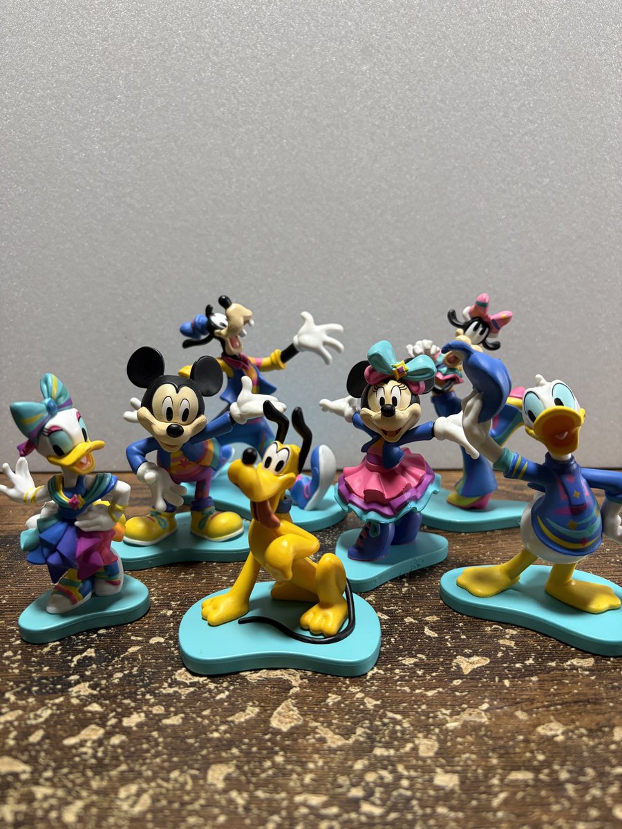 ディズニーストアでお安くなっていたから買った。ディズニーランド70