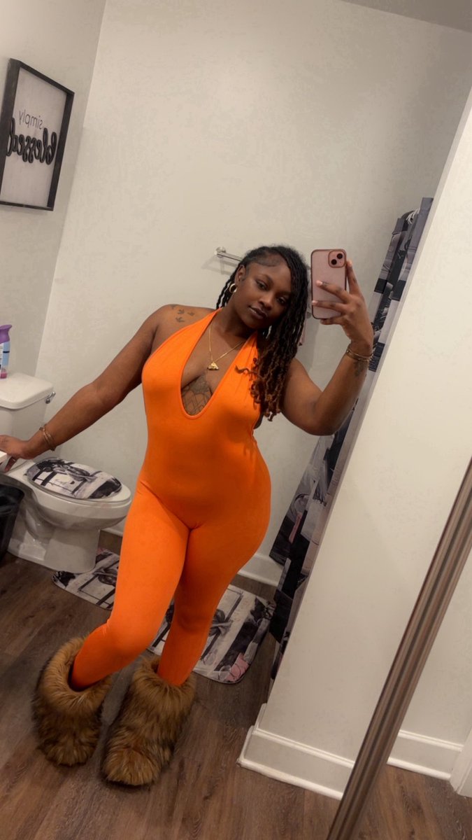 _PRETTYthug_'s tweet photo. pretty n raw 😚 https://t.co/V7CROWSM1F