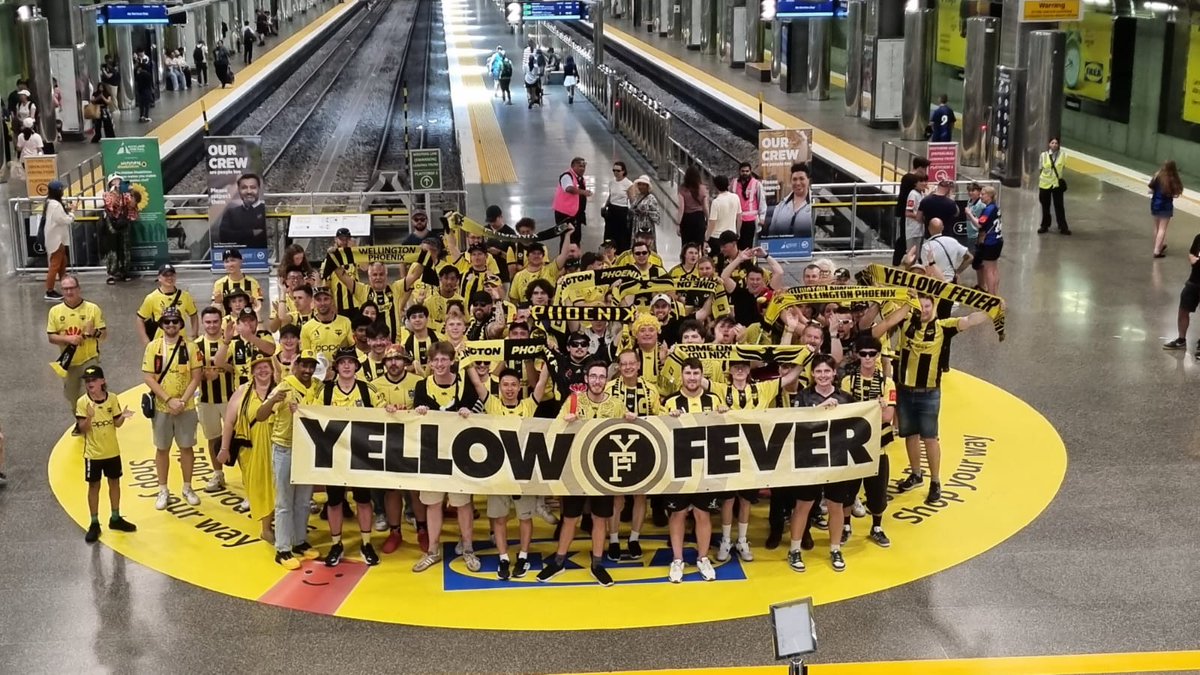 12th man on the road 💛

<a href="/YellowFever_NZ/">Yellow Fever Ngā Wana Kōwhai</a>