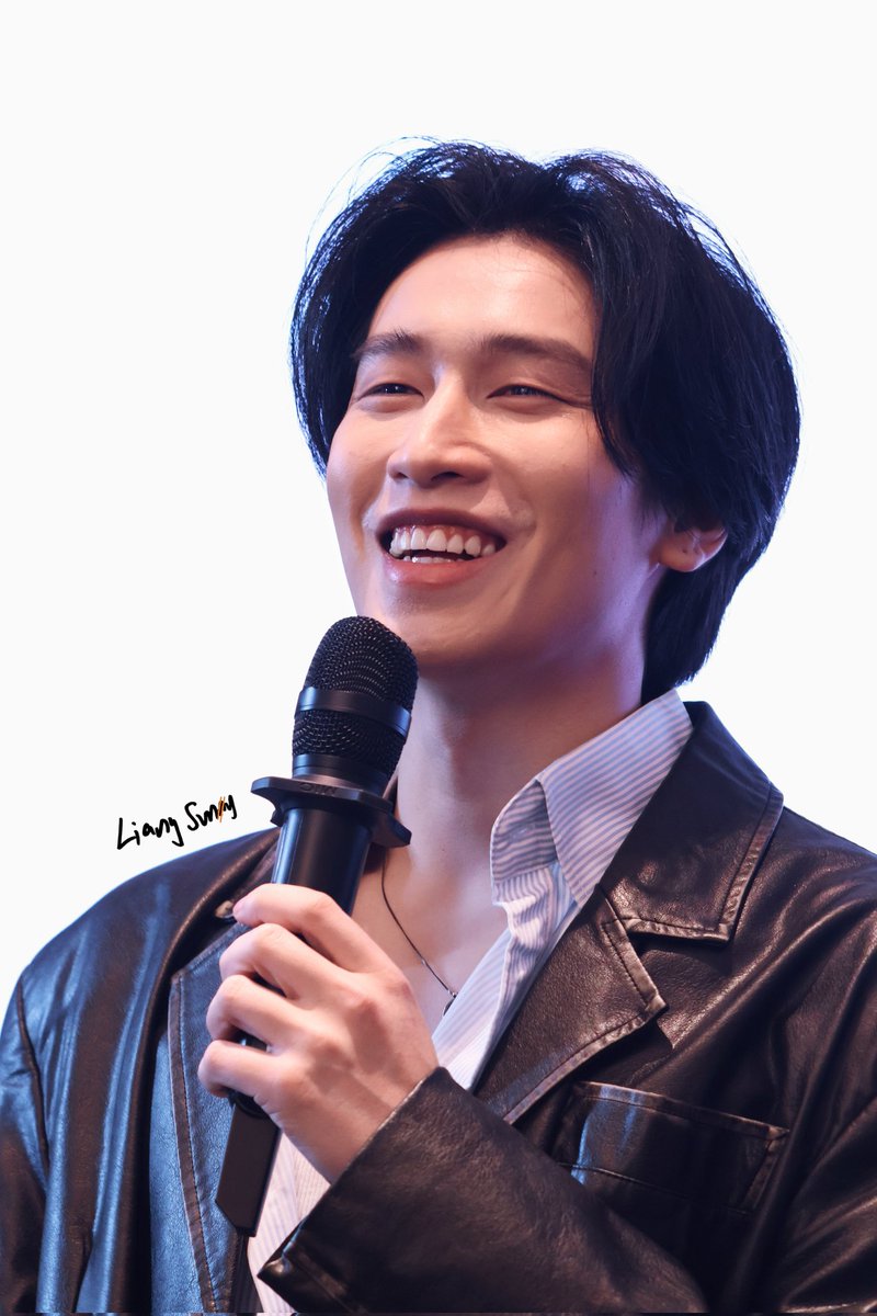 ₍˄·͈༝·͈˄*₎◞ ̑̑

BIBLE FANSIGN IN SUZHOU
#YoungTuDayxBible
#BibleWichapas <a href="/biblesumett/">Bsumettikul</a>