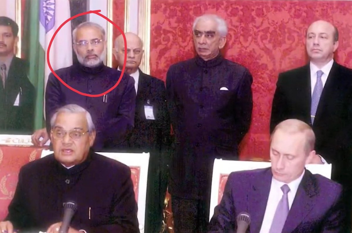 college boy🎒 tweet media