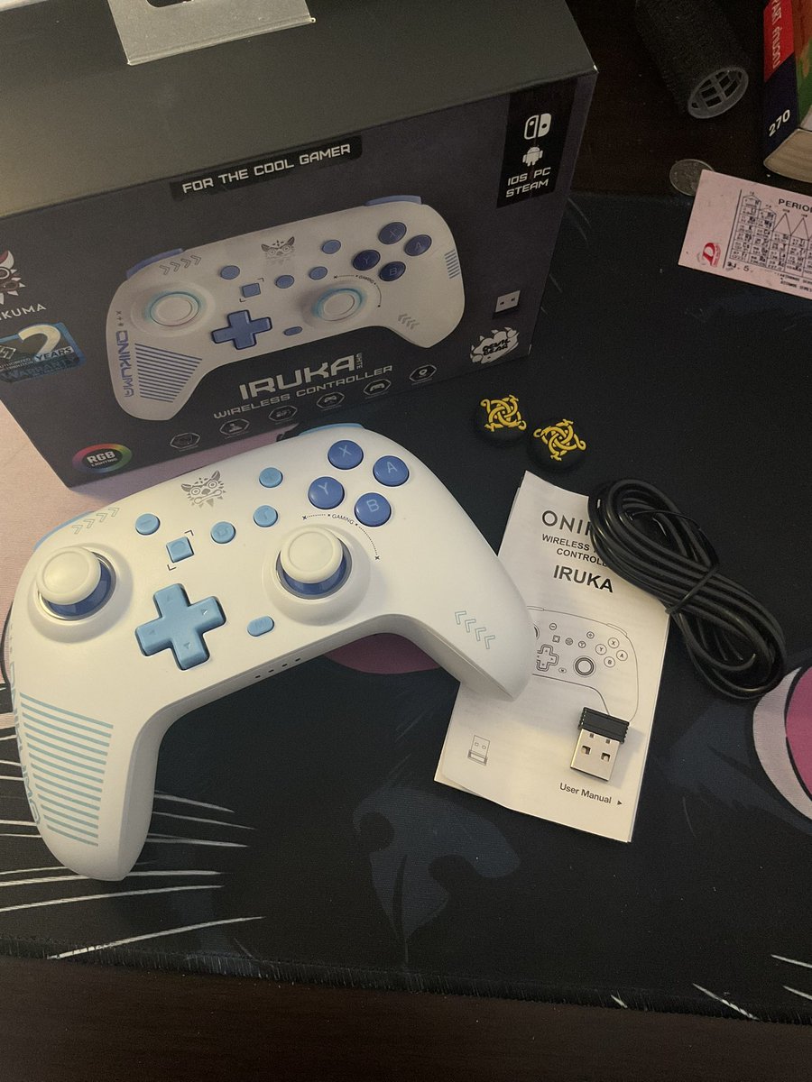 yvenomjin's tweet photo. ส่งต่อ จอย Onikuma IRUKA Wireless Controller 
🤍 สีฟ้าขาว อุปกรณ์ในกล่องมีครบ แถมจุกซิลิโคน

💰 ราคา: 610 ส่งฟรี
สภาพ: 98% ใหม่มาก ใช้งานได้ปกติค่ะ

#ส่งต่อคอม #ส่งต่อคีย์บอร์ด #ส่งต่อเมาส์ #เกม #valorant #จอยเกม #rtxxdm #iruku #ONIKUMA https://t.co/LT3WP8S0Mh