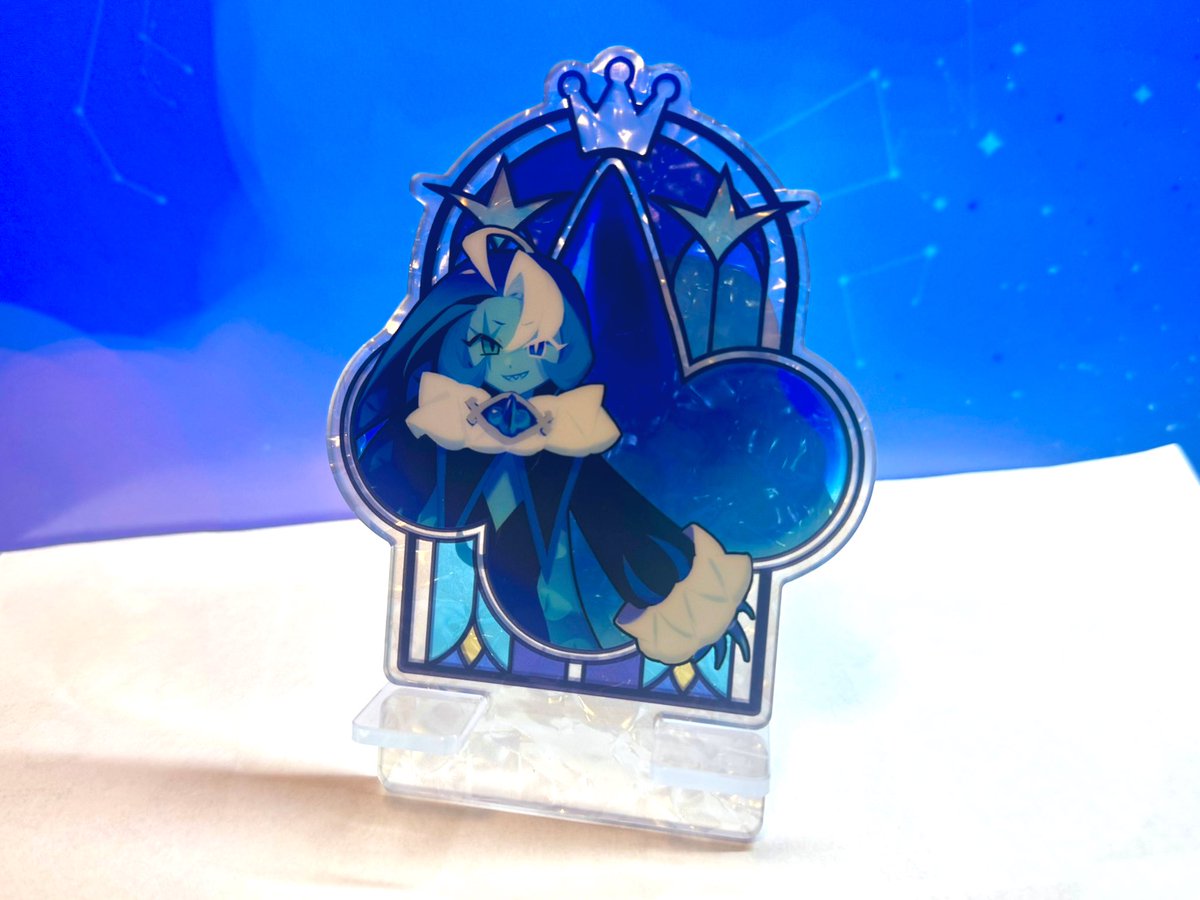 My photo taking skills are bum but uoghhghh finally added shamil phone stands to my shop 🥺🥺🥺