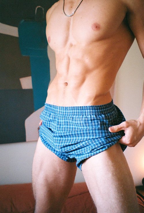 SonOfBlessings's tweet photo. #FriskyFriday https://t.co/6UPUUsMUtN
