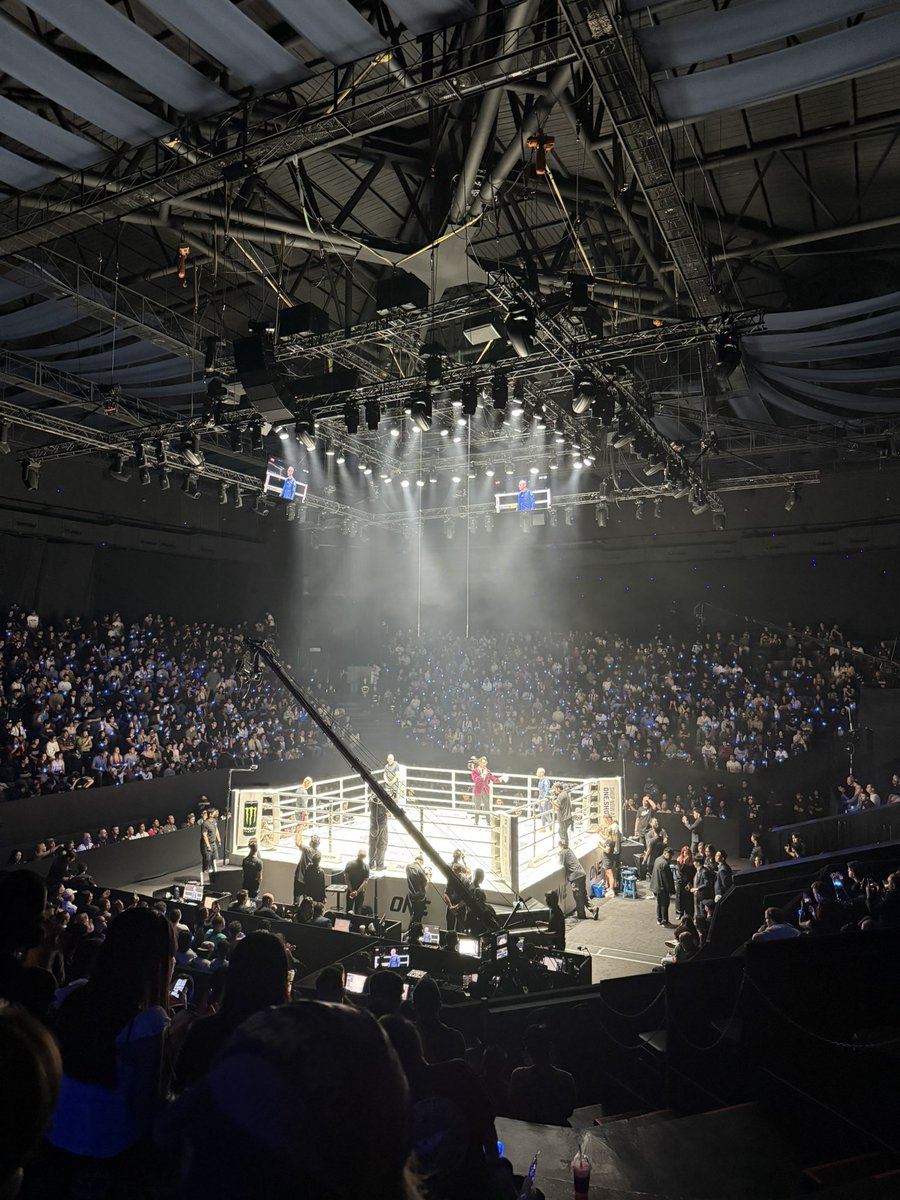 watching ONE World Championship today here in Thailand!!