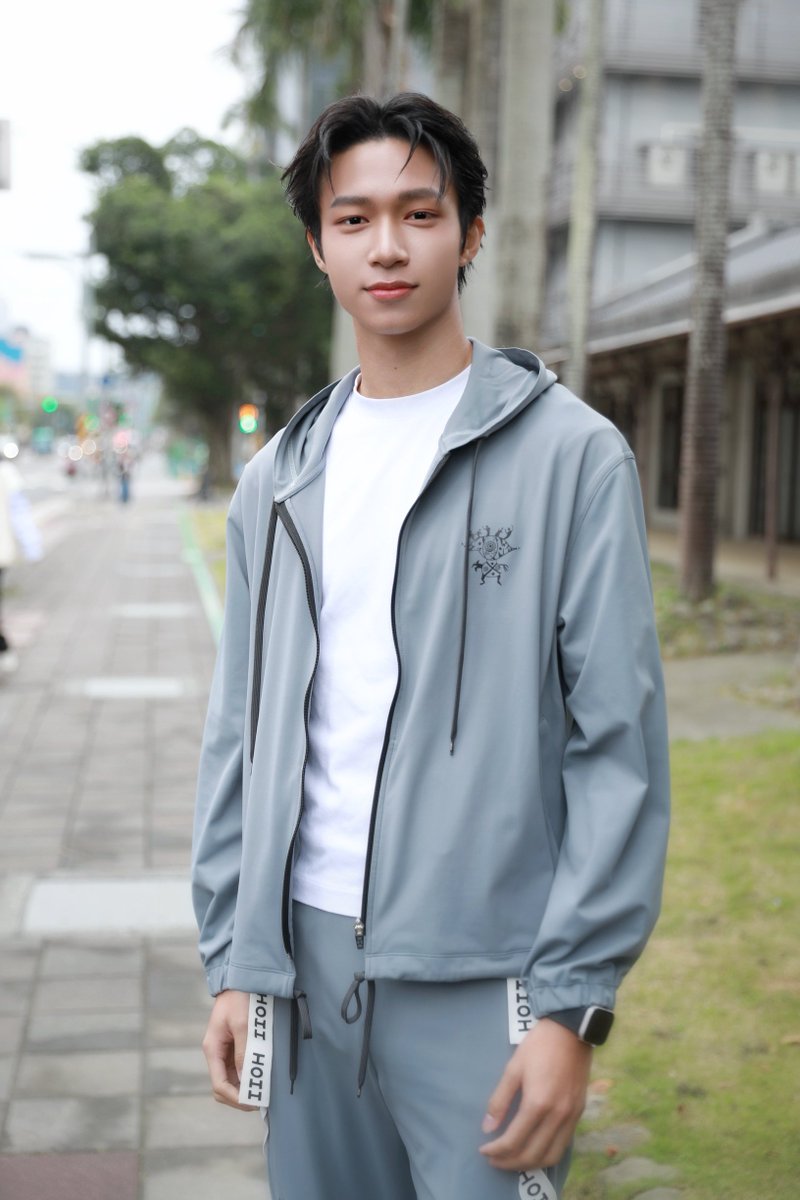 Aibashaoyi0828's tweet image. 251103 HOII2026新品發佈會

好久不見呀🤩

#李振浩 #이진호 #HOII #后益