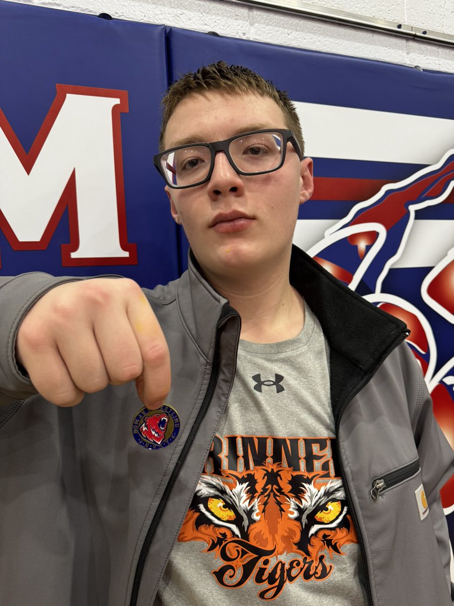 GrinnellWrestl1's tweet image. Way to go Finn!  First high school tournament, first championship!!!
BGM JV champion.