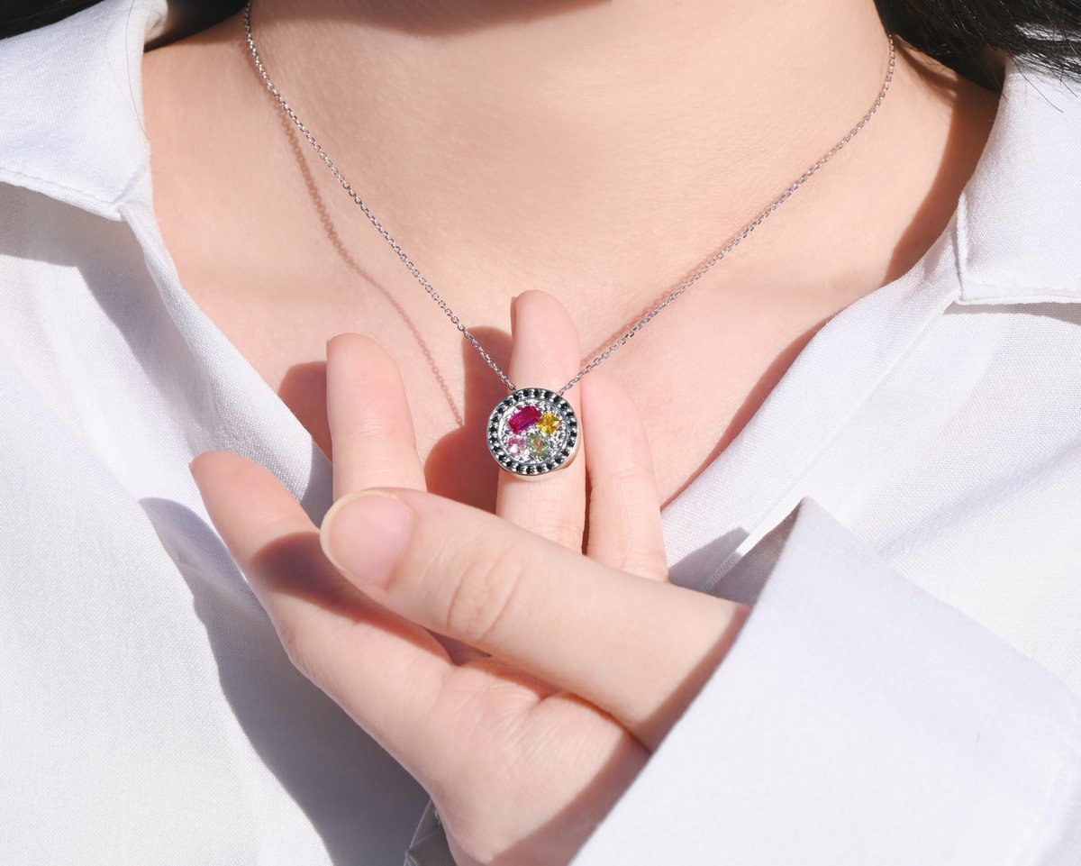 Eeleg_Jewelry's tweet image. #rt이벤트 #팔로우이벤트
rt + 팔로우 한분께 김밥 목걸이 선물로 드려요🎁

✨따뜻한 추억이 담긴, [김밥 목걸이]✨
텀블벅에 공개예정으로 업로드 됐습니다!

김밥 속에 들어간 다양한 재료들 처럼 다양한 추억과 정성이 깃든 귀여운 김밥 목걸이 구경하러 오세요!😊😊
tumblbug.com/rro