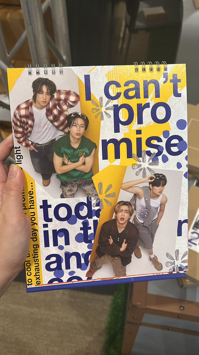 MalDieve99's tweet photo. ครอบสุขสันต์อลันซันเดย์มากก https://t.co/E1IqxahY92