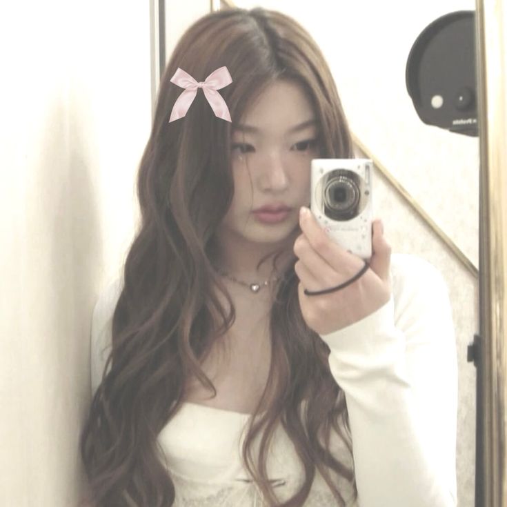 yaallahwtf's tweet photo. YOONCHAE BDAY https://t.co/5lyDDIzWgx