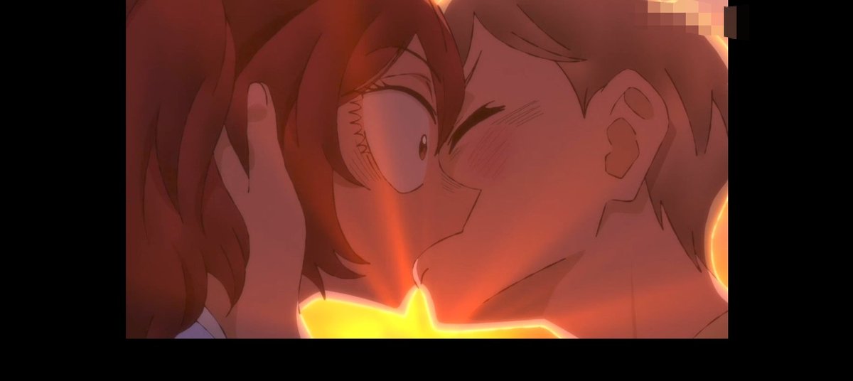 LupitaNaves's tweet photo. 🫣🫣🫣😱😱🤣🤣🤣🤣💋💋💋💋😘😘😘😘😘😘A Sanda le gustó tanto el beso que ¡quiere otro más!
Anime:"SANDA" E10
#SANDA
#sanda_anime
#sandared https://t.co/rB8BxAdjWm