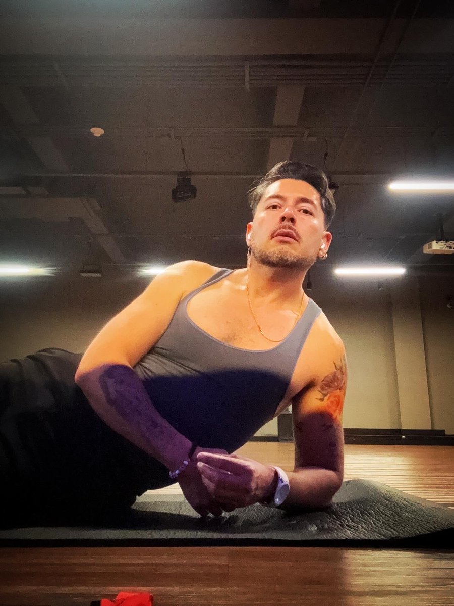 arandanod7's tweet image. Lo quiero todo #happybday 🫰💖🖤