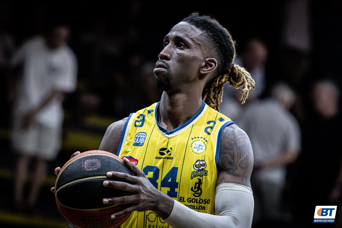 #LUBxBT | LOUISO PEDAZOS

Con una extraordinaria actuación de Arnold Louis y gran nivel colectivo, Hebraica Macabi aplastó a Goes y se mantiene como líder de la tabla.

📝 <a href="/Cristiaan014/">Cristian Yañez</a> 
📸 Mateo De Vera

👉🏻 wp.me/p6K7W2-10VM