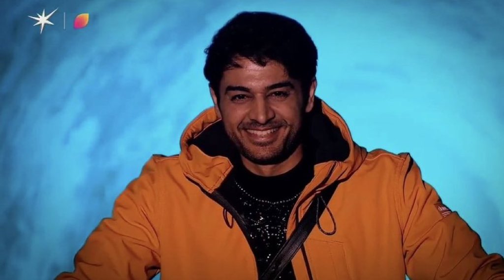 BBTak2468's tweet photo. Who is your favourite should win #BiggBoss19..!!?🔥🏆

RT.                                            Like
#GauravKhanna.                 #AmaalMallik https://t.co/rJU49FebCR