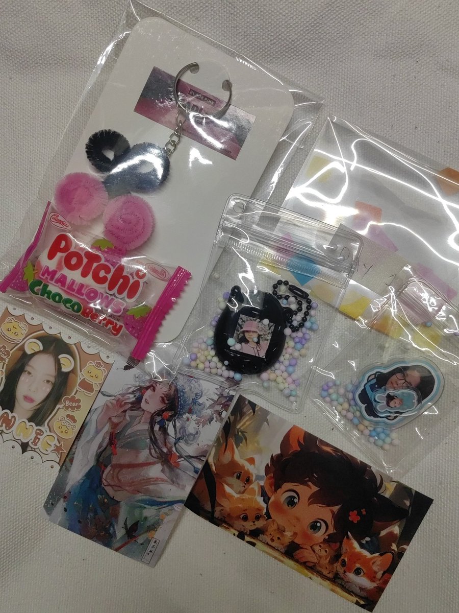 mayariii2526's tweet photo. As a coping mechanism ng hindi naka-attend this con ๐ญ๐ญ
@randomtots5089 tysm for the free claim! (Sorry now lang nakapagpost) Soufer cute nila and andami nya huhu. ๐ฅบ https://t.co/eqEILYuyeF