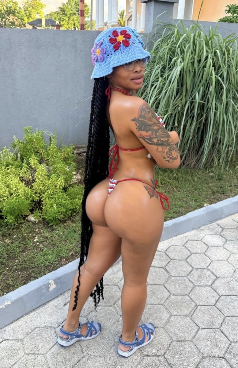 I need something fat long and strong for this Jamaican ass
