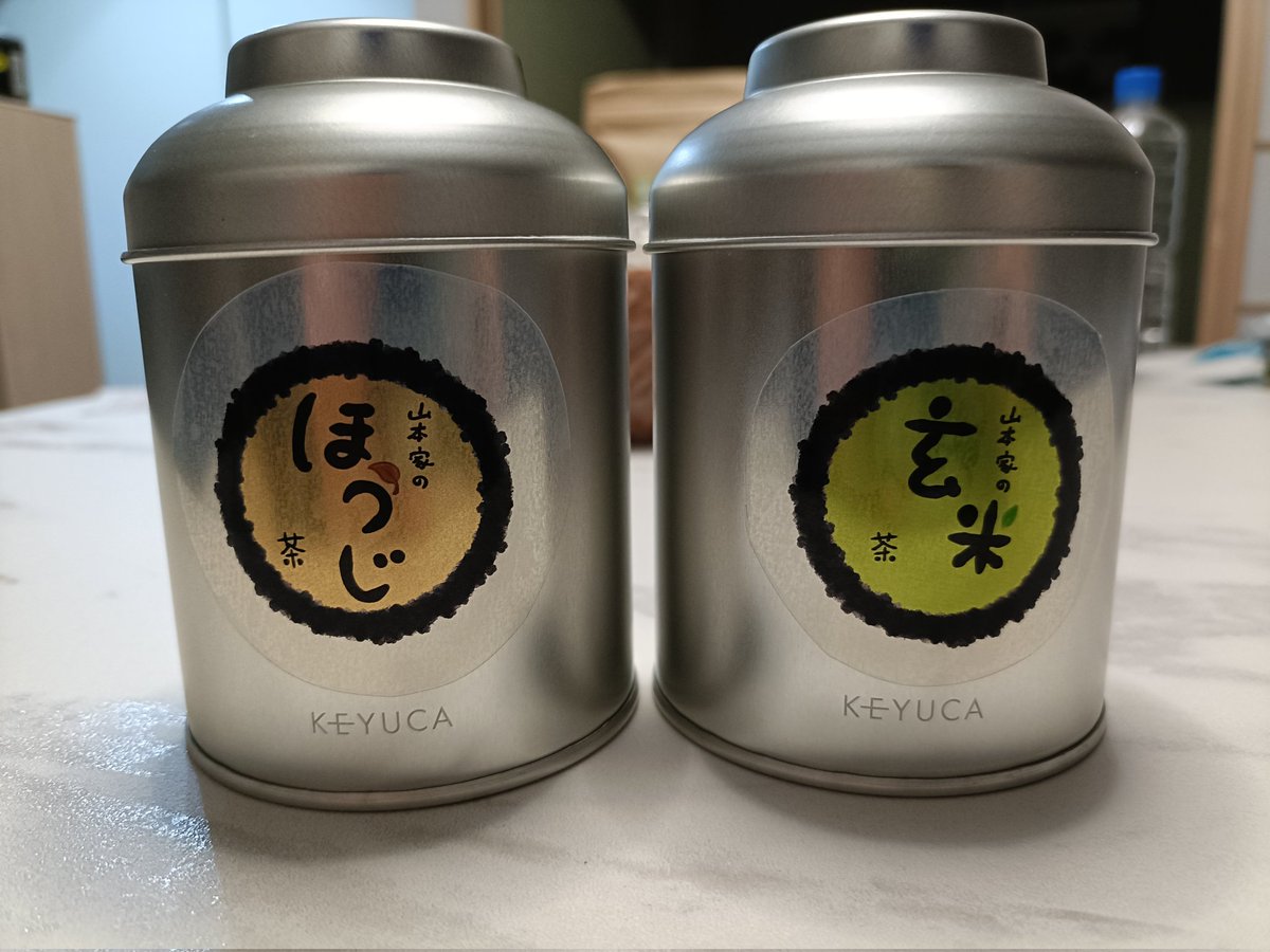 89Chokob's tweet photo. お茶缶届いたからラベル描いた🍵 https://t.co/VUTLKXhvMS