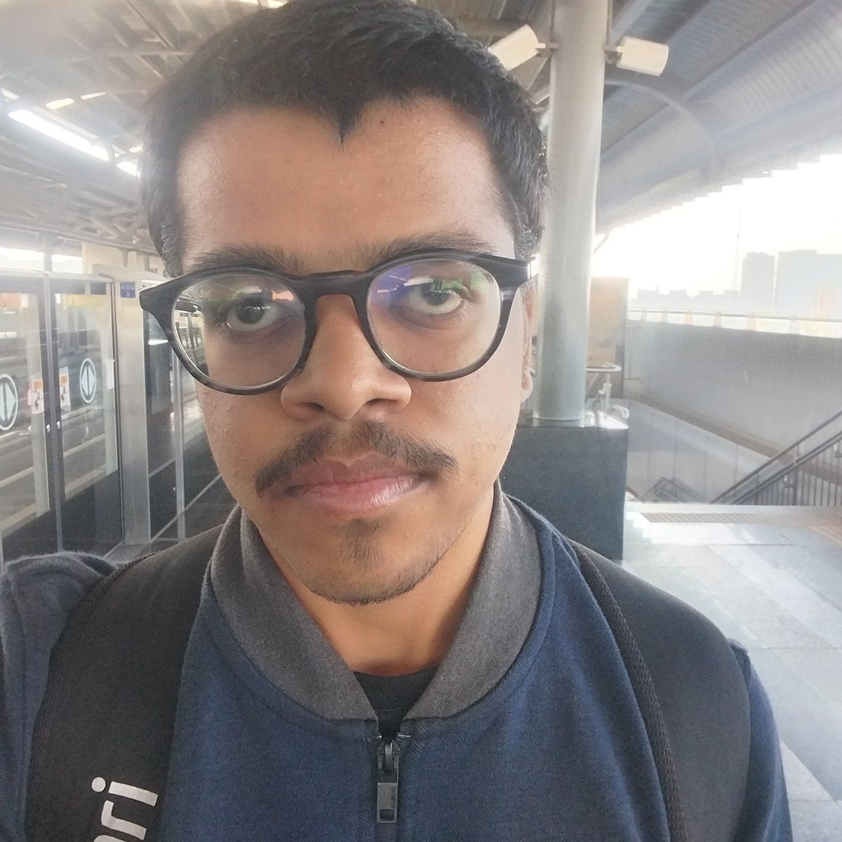 kunjshah_dev's tweet photo. #aapdi metro from apmc to Motera stadium https://t.co/NbeMdJVgu7