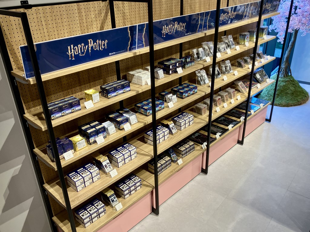 ハリー・ポッター」 ✨コーナー展開中🪄 ぱしゃこれ、アクリルスタンド