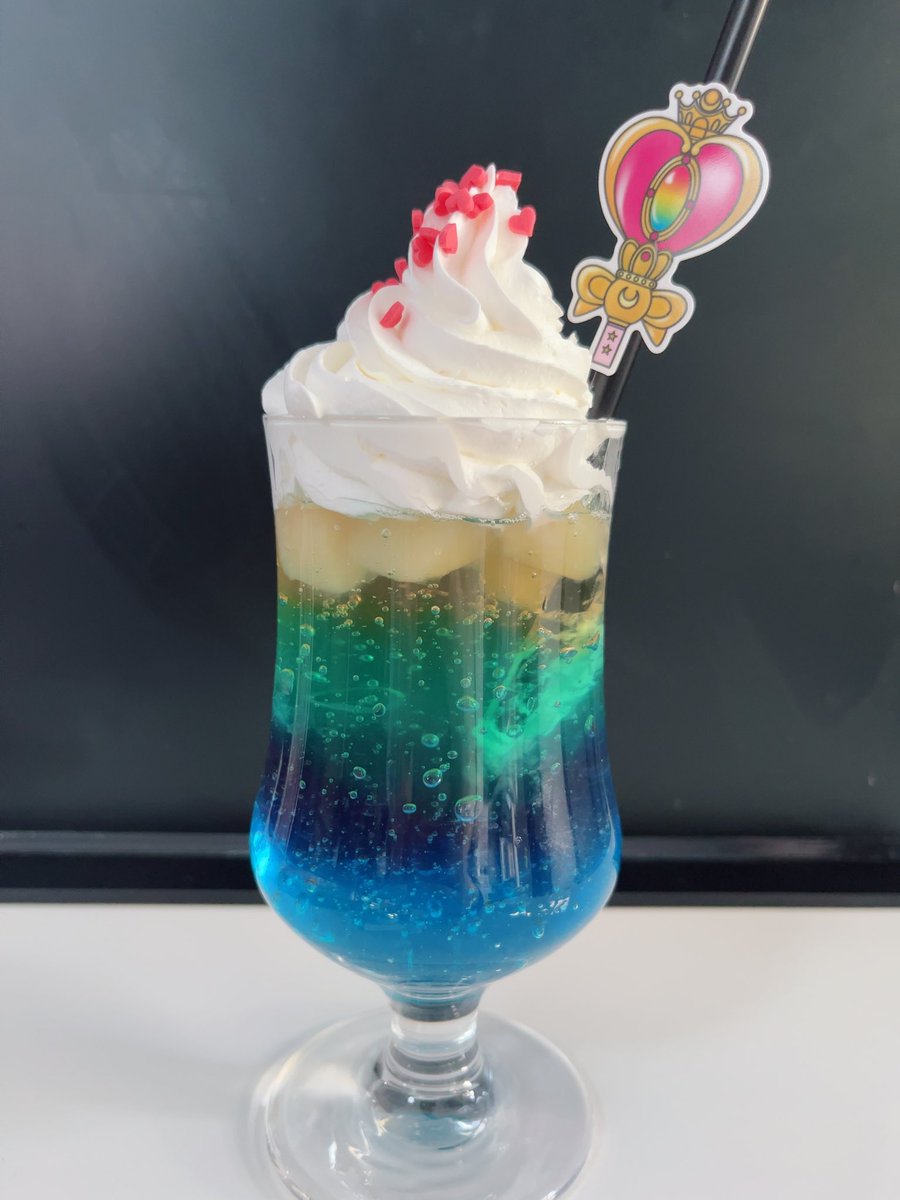 sailormoon5555's tweet photo. 層が綺麗！ https://t.co/y1b7XqJlBD