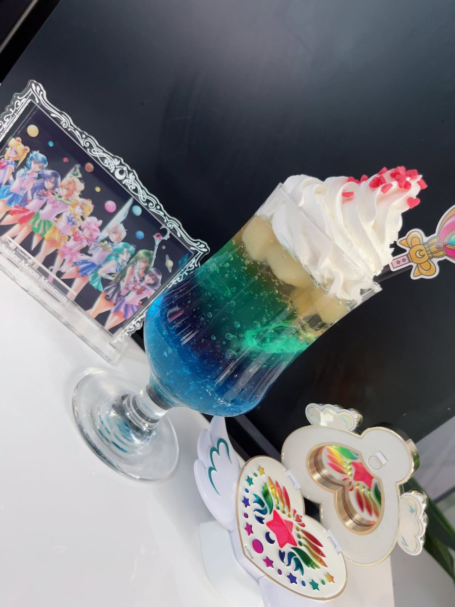 sailormoon5555's tweet photo. 層が綺麗！ https://t.co/y1b7XqJlBD
