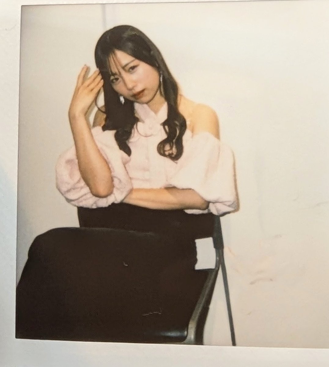 伊勢鈴蘭さんのチェキへもお邪魔。 99%知らないとは思いつつ、ONEPIECE