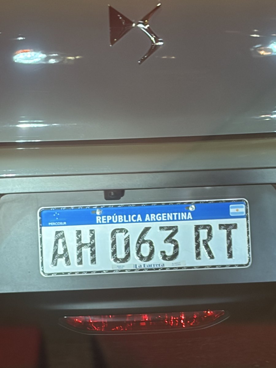 NicoRatner's tweet photo. Cuando ves un twitazo pero tiene 63 RT https://t.co/w5gMoLN99X
