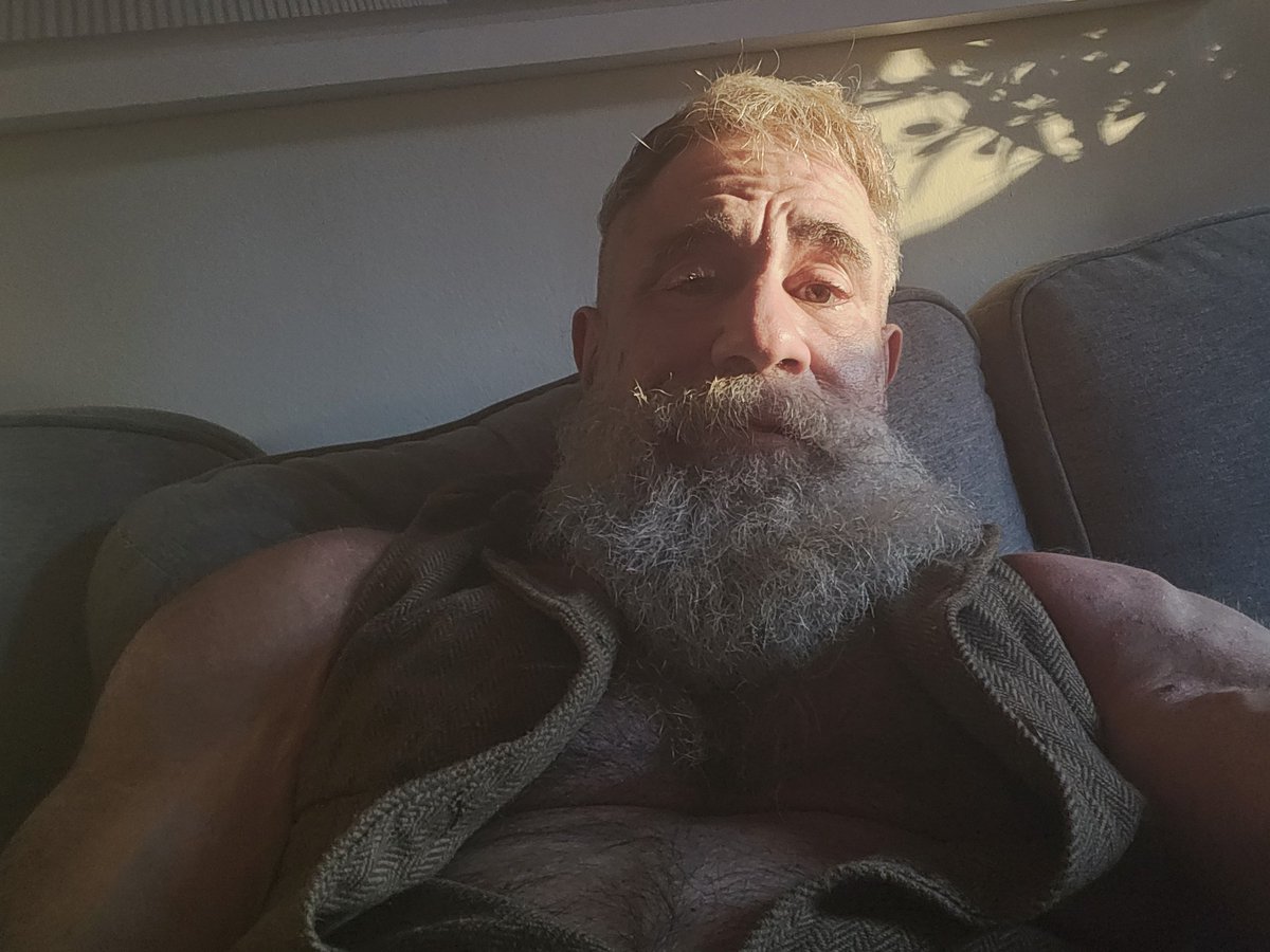 Bull100Muscle's tweet image. Should I start an OF ..im 61? Is it too late