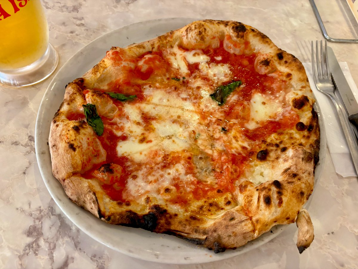 ダイーサでマルゲリータ🍕