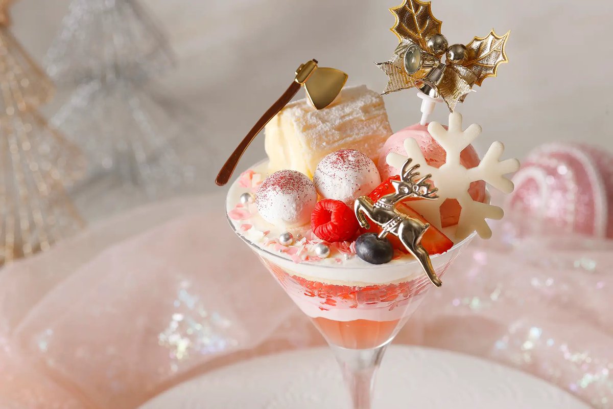 ______hnjs's tweet photo. ザ ストリングス 表参道
🍓🤍期間限定🤍🍓

／
🤍ロゼスパークル・ホワイトクリスマスパフェ
＼

期間🍓11月19日～12月28日⸝⸝꙳
場所🤍Cafe &amp; Dining ZelkovA 1F にて https://t.co/0HTBZTwymp