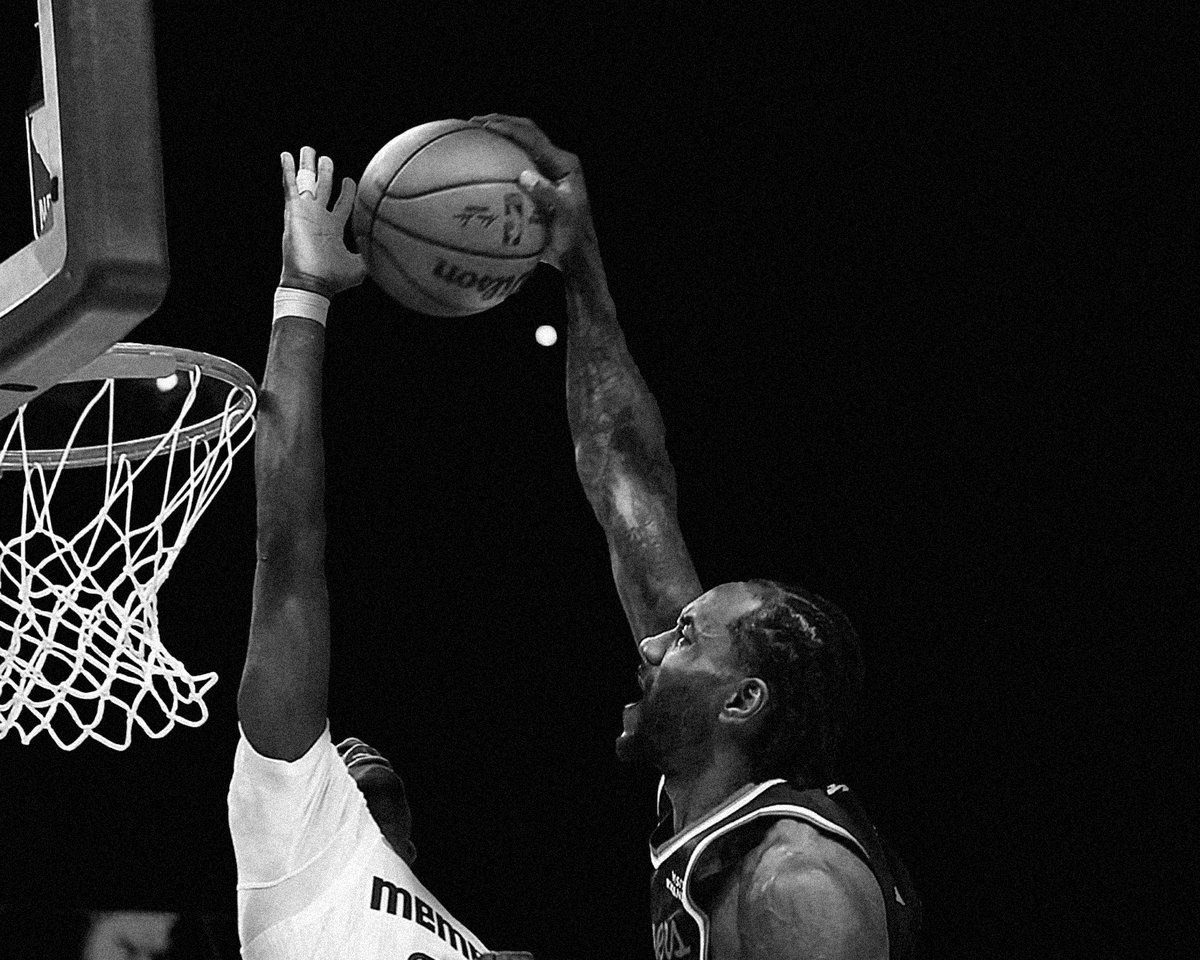 GrizzliesPics's tweet image. Chain Klawed