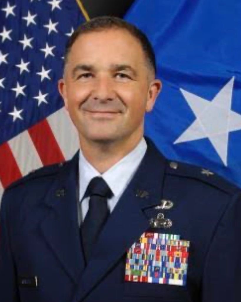 RIP James Paul Rowlett. An American hero and avid Hog fan and family man. 1 star general. Just a great person to talk to. I never had the pleasure of meeting him in person, but you could just tell he was a hell of a guy.